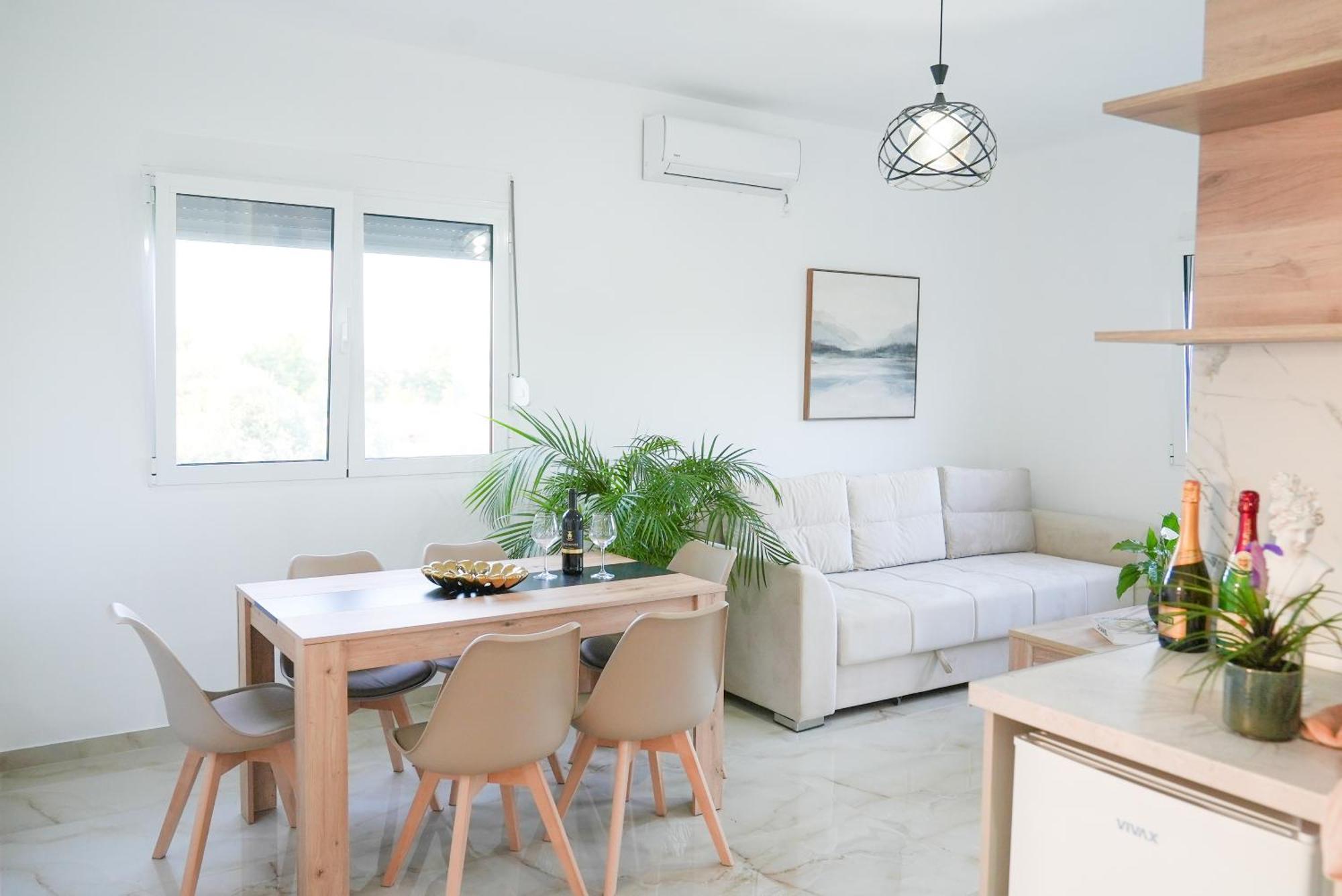 Mar Nero Apartments Bregvija المظهر الخارجي الصورة