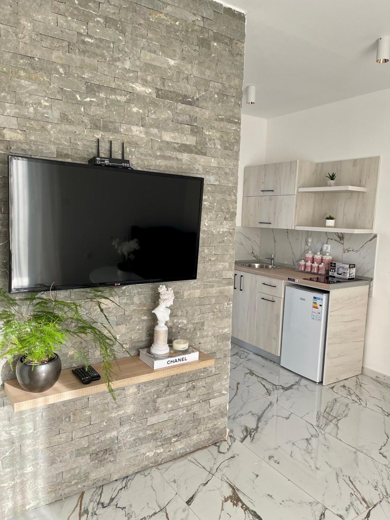 Mar Nero Apartments Bregvija المظهر الخارجي الصورة